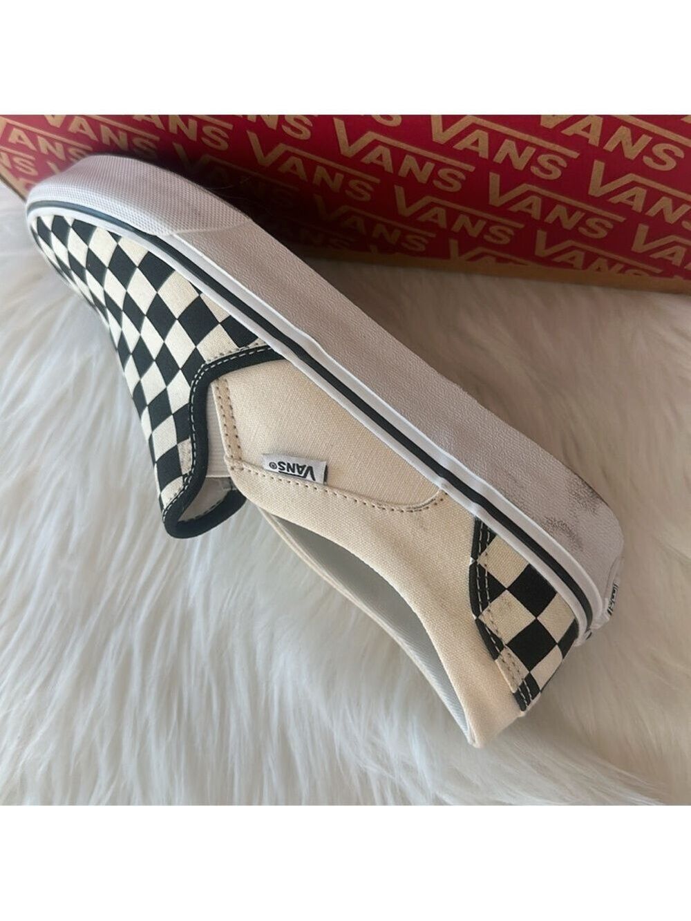 Vans Women’s Skateboarding Slippers Size 8.5 - Picture 6 of 14